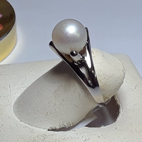 Estate 8.7mm Nice Natural Cultured Pearl simple twist 14Kt White Gold Ring#17209 - Picture 2 of 5